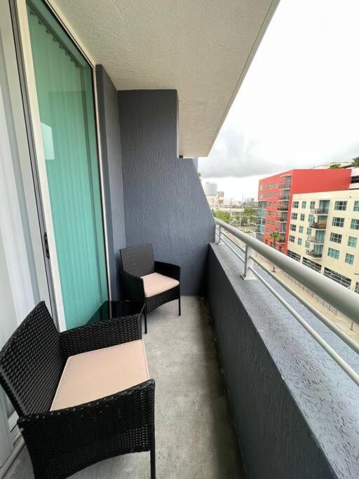 Luxury Apt 3 Mins To Dt Tampa -Pool-Gym-Balcony ภายนอก รูปภาพ