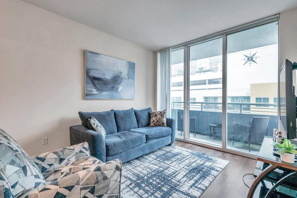 Luxury Apt 3 Mins To Dt Tampa -Pool-Gym-Balcony ภายนอก รูปภาพ